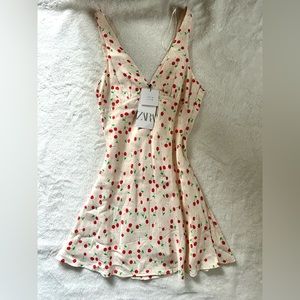 Zara Cherry Minidress